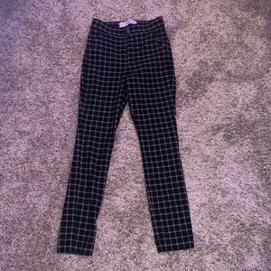 Black and white Hollister pants